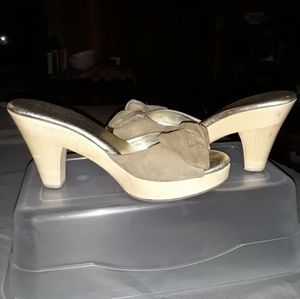 Cordani Wooden Platform Heels Womens Size 6.5